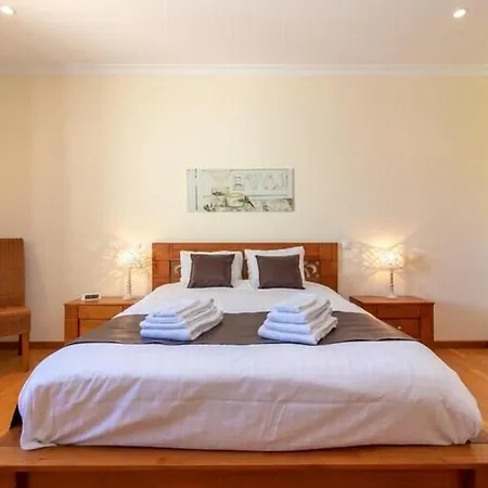 Moradia De Luxo Com Piscina Privada Aquecida Praia Sao Rafael