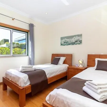 Moradia De Luxo Com Piscina Privada Aquecida Praia Sao Rafael