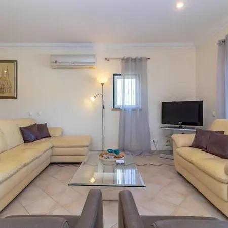 Moradia De Luxo Com Piscina Privada Aquecida Praia Sao Rafael 아파트