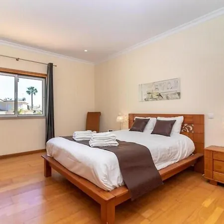 Moradia De Luxo Com Piscina Privada Aquecida Praia Sao Rafael