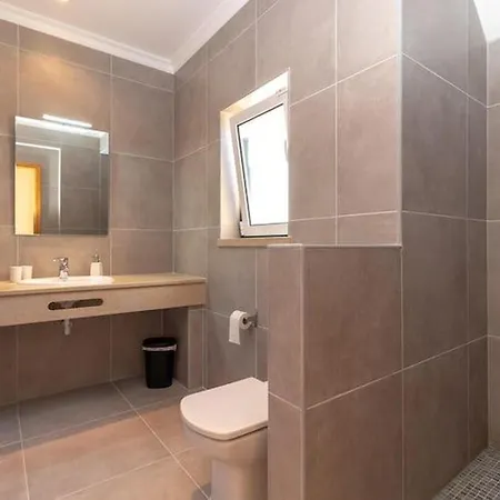 Moradia De Luxo Com Piscina Privada Aquecida Praia Sao Rafael * البوفيرا