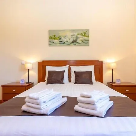 Moradia De Luxo Com Piscina Privada Aquecida Praia Sao Rafael דירה *